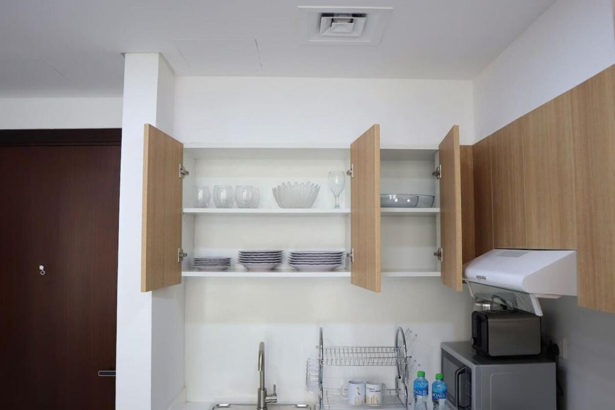 Stylish 1br Retreat Pool & Wifi Near Auh & Masdar Appartement *