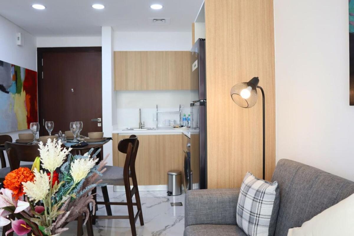 Stylish 1br Retreat Pool & Wifi Near Auh & Masdar Abu Dhabi